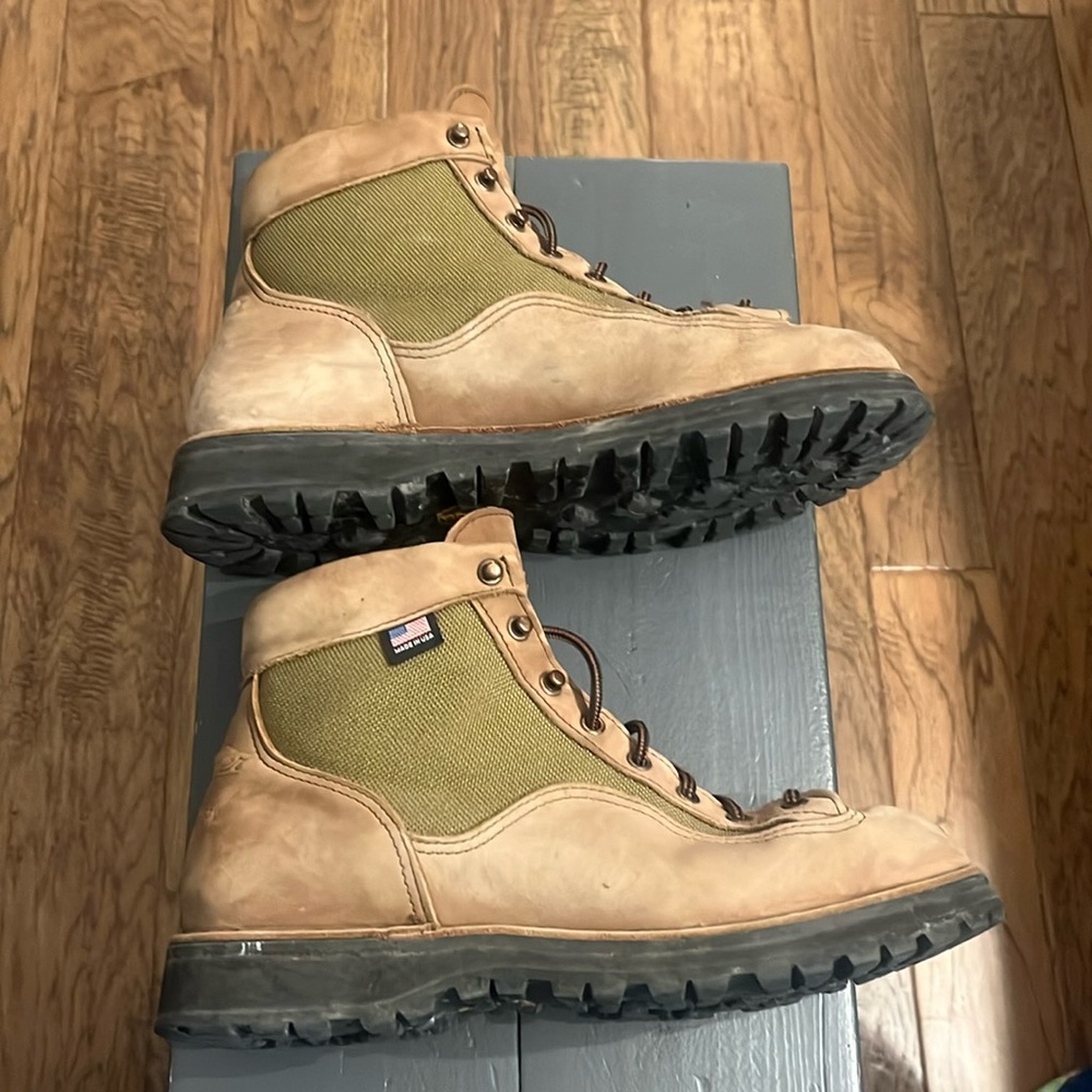 Danner Boots-Light ii, 6", goretex lined. Mens size 9. Color is brown